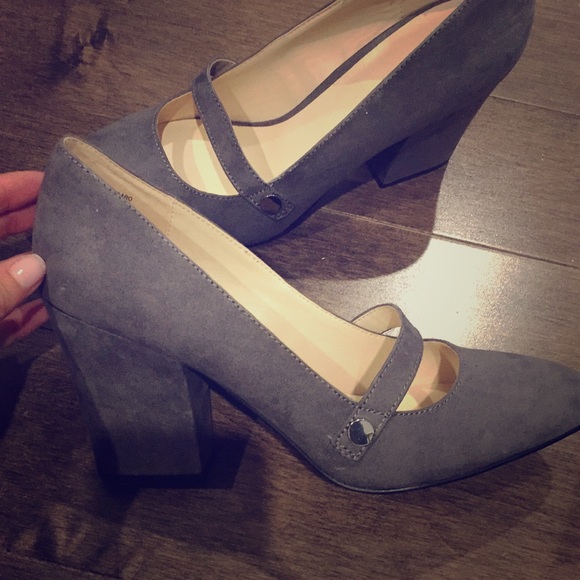 Shoes - Nine West heels